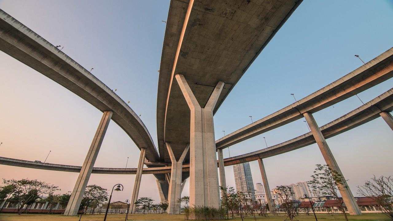 Pembangunan Infrastruktur Pemerintah Melambat, Penjualan Semen Turun