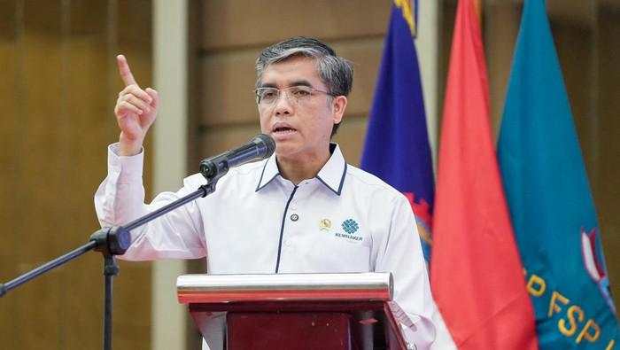 Menaker Ingatkan Perusahaan Patuhi Wajib Lapor Lowongan Kerja