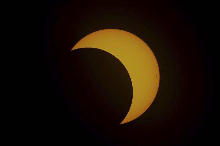 9 Mitos Gerhana Matahari yang Dibantah Sains