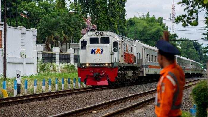 KAI Buka 11 Lowongan Kerja, Ini 11 Posisi yang Dicari!