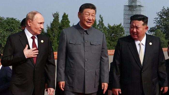 Xi Jinping dan Putin Kepergok Bahas Hidup Abadi