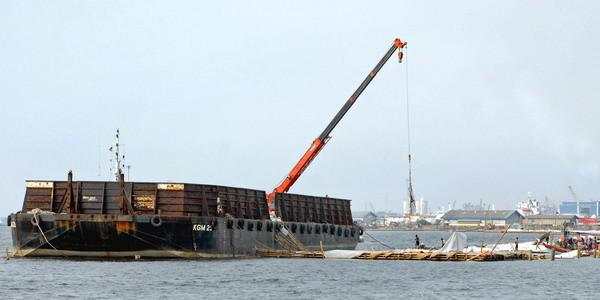 Efisiensi Operasi, BSML Jual Satu Set Kapal Tugboat dan Tongkang Senilai Rp28 Miliar