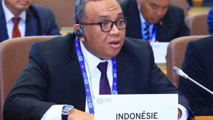 Prabowo Lantik Wamenkop dan Wamenaker, Ini Sosoknya