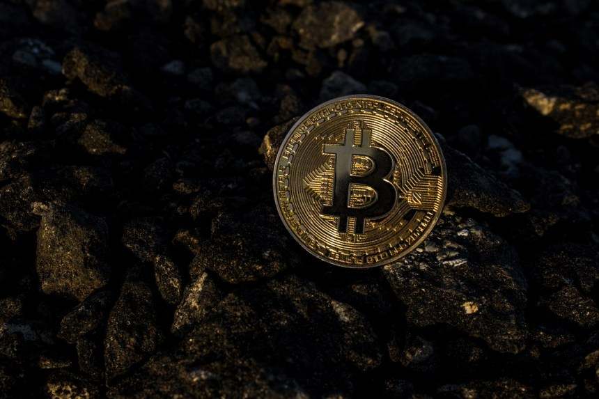 Bitcoin Finds Crucial Support On Bull Market Band — Will Momentum Hold