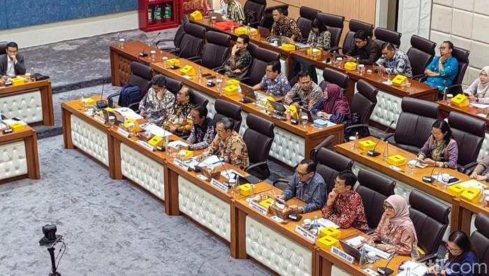Investasi Industri Logam-Elektronika Tembus Rp 160 Triliun di Semester I