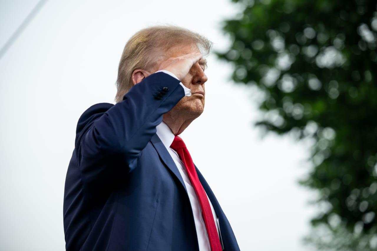 Trump Ingin Perusahaan Tak Wajib Buat Laporan Kuartalan