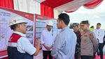 Momen Gibran Turun Cek Proyek Tol Palembang-Betung