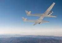 Pesawat Terbesar Sedunia Mengangkasa, Sayap Lebih Lebar dari Lapangan Bola