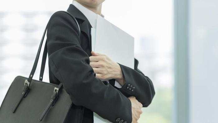 Tren 'Job Hugging' Hantui Dunia Kerja, Apa Itu?