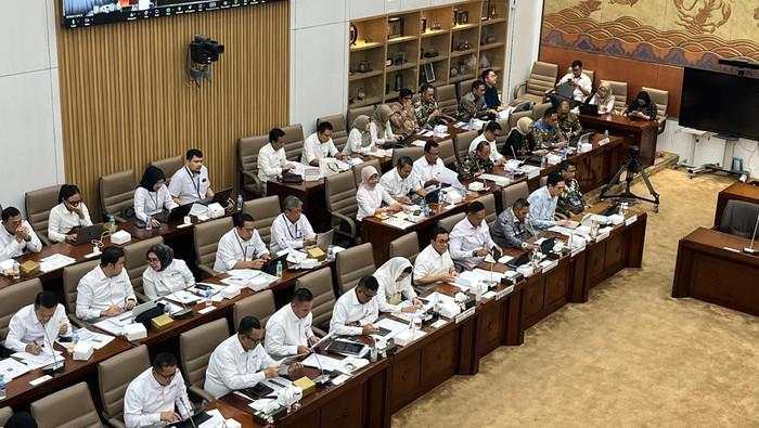 Mendag Ungkap Biang Kerok Gula Industri Rembes ke Pasaran