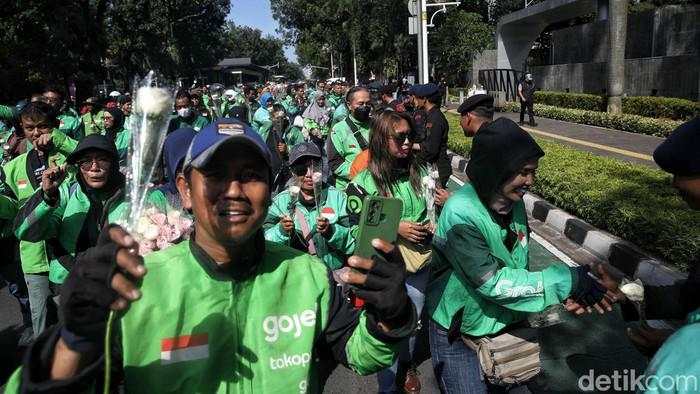 Ojol Demo Hari Ini Usung 7 Tuntutan: Potongan Aplikator 10%-Ganti Menhub!