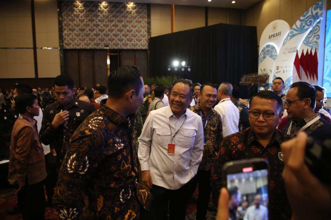APKASI Expo 2025, Cik Ujang Kawal Promosi Investasi Produk Unggulan Sumsel