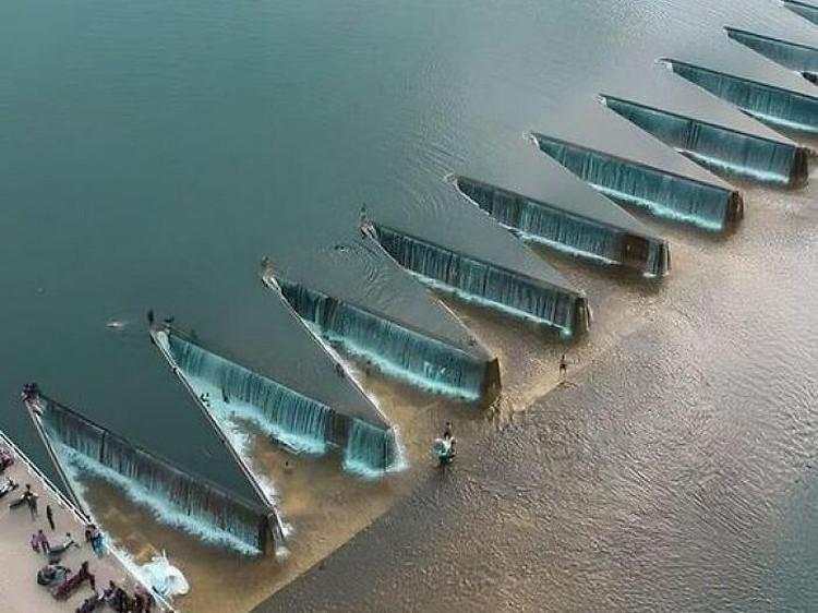 Foto Bangunan Bersejarah yang Bikin Melongo