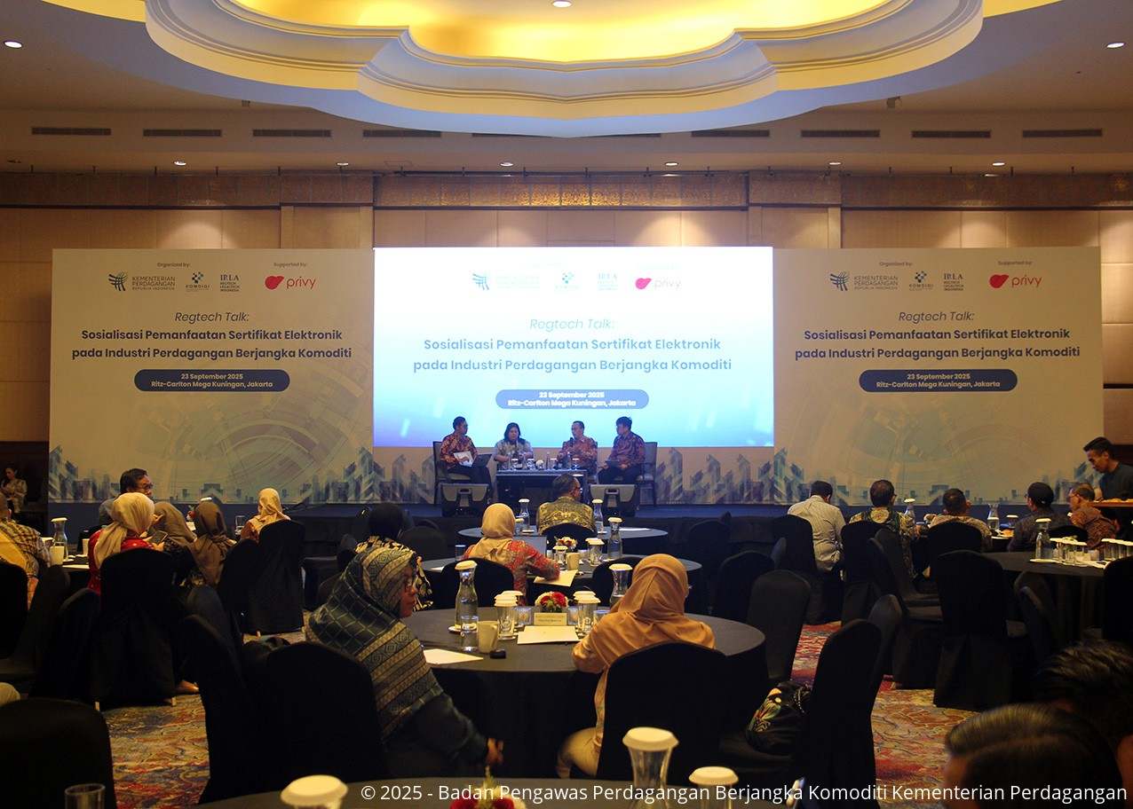 Bappebti pada Sosialisasi Pemanfaatan Sertifikat Elektronik pada Industri Perdagangan Berjangka Komoditi