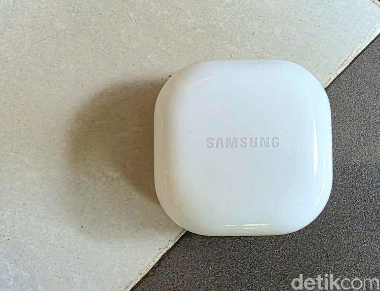 Unboxing Galaxy Buds Core, TWS Murah Samsung
