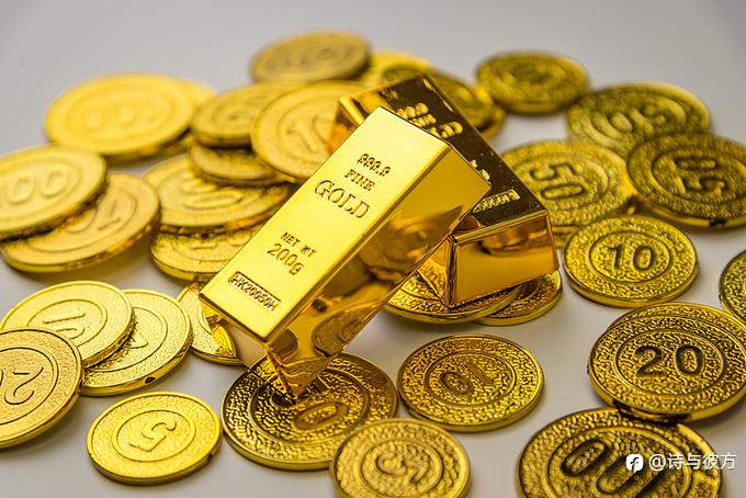 金属的“疯狂星期一”？黄金逼近历史高点，白银创十余年新高