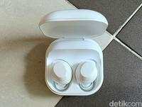 Unboxing Galaxy Buds Core, TWS Murah Samsung
