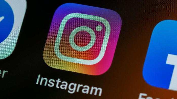 Pengadilan Kolombia Bela Bintang Porno yang Akun Instagramnya Diblokir