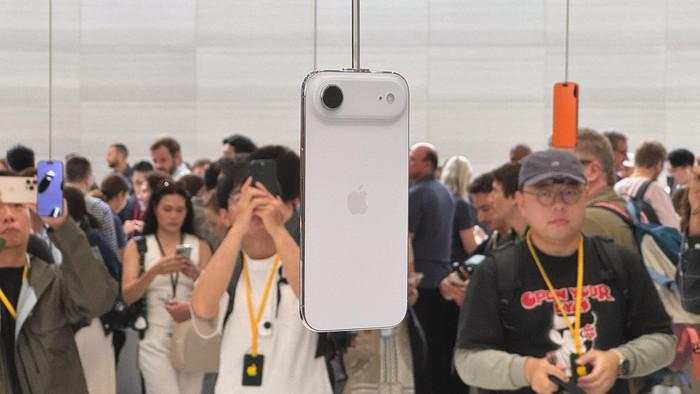 Daya Tahan Baterai iPhone Air Lemah? Ini Kata CEO Apple