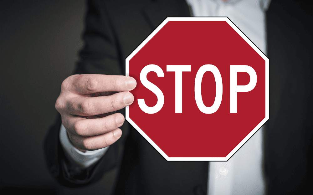 7 STRATEGI MENGATASI REVENGE TRADING AGAR EMOSI SETELAH LOSS TAK BERUBAH JADI KEPUTUSAN BODOH!