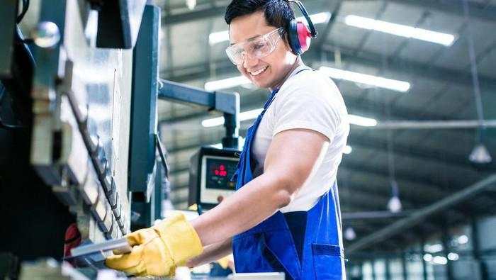 Manufaktur RI Tetap Moncer di Tengah Gejolak Geopolitik, Ini Buktinya