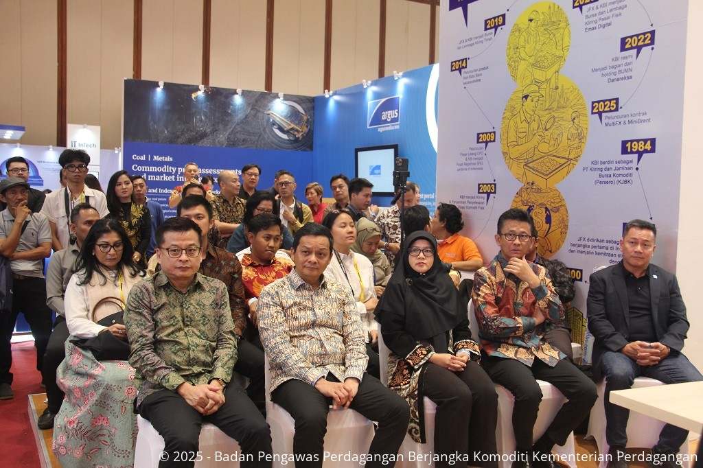 Bappebti pada Launching Kontrak Mini Brent Oil di Ajang Minerba Convex 2025