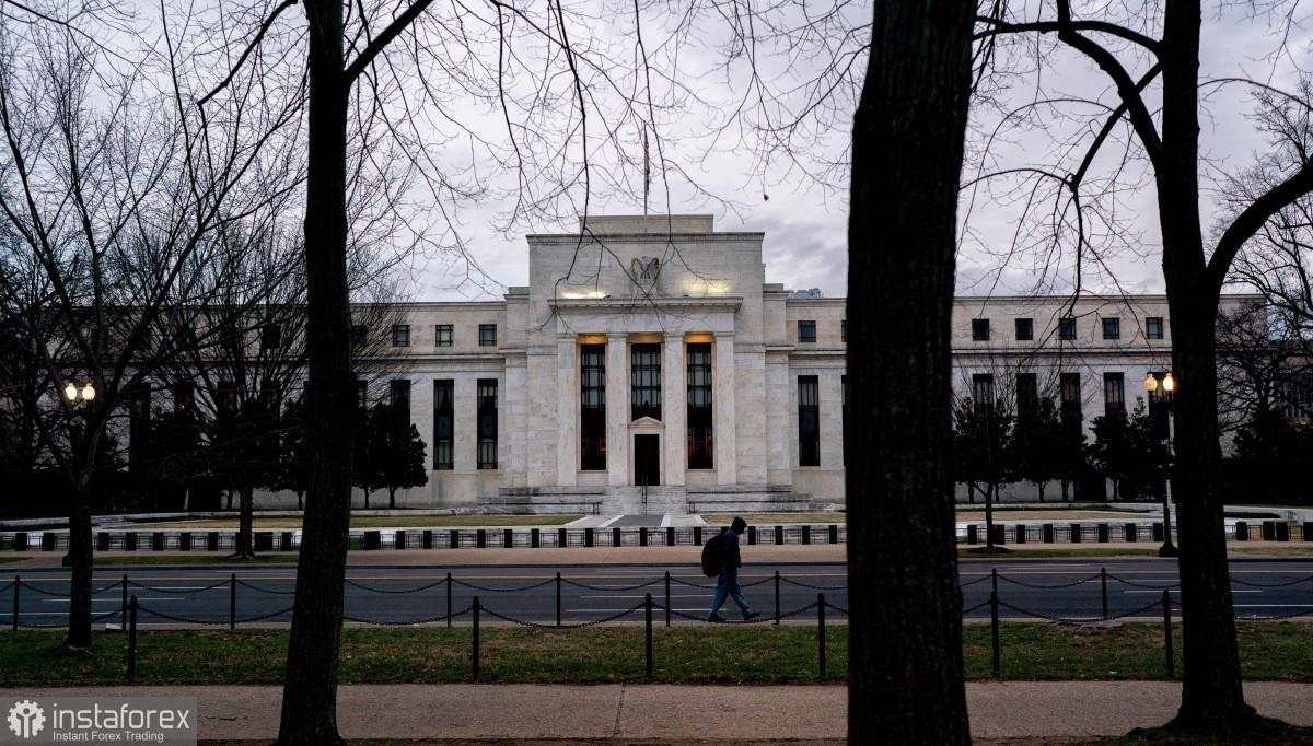 The Fed Memotong Suku Bunga, tetapi Masih Belum Cukup