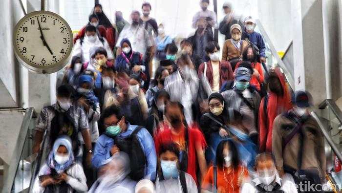 30% Gaji Warga Sekitar Jakarta Habis buat Transportasi