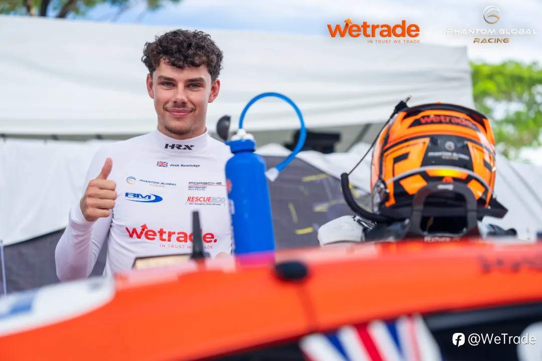 携手Josh Rowledge登上季军奖台，WeTrade 8号赛车闪耀新加坡赛道