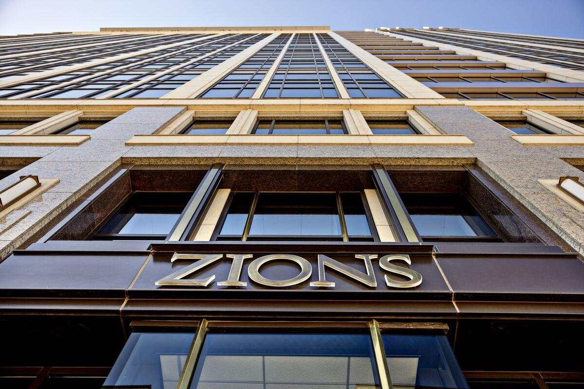 Dolar melemah: siapa yang harus disalahkan dan apa selanjutnya?