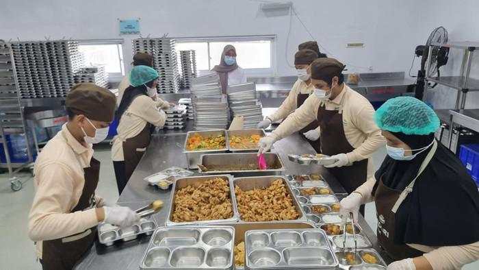 BGN Belum Naikkan Anggaran MBG Rp 10 Ribu/Porsi, Dianggap Masih Cukup