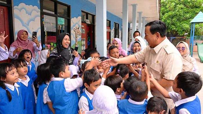 Prabowo Sebut Penerima MBG Tembus 36 Juta: Bisa Beri Makan 7 Singapura!