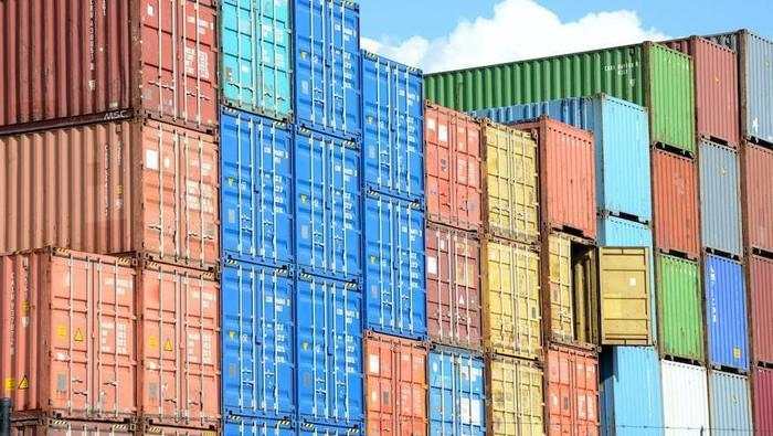 BPS Catat Ekspor RI hingga Agustus Tembus US$ 185,13 Miliar