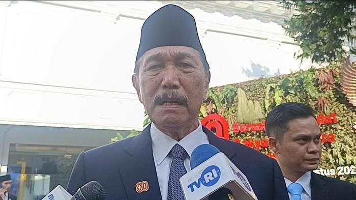 Penyaluran Bansos Digital Uji Coba di Banyuwangi, Luhut Ungkap Fakta Ini