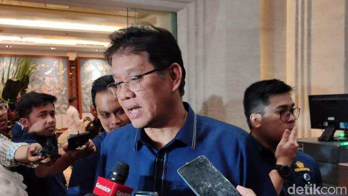 Purbaya Bersikeras Utang Kereta Cepat Tanpa APBN, Minta Danantara Turun Tangan