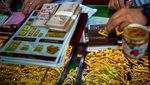 Warga Bangkok Antre Beli Emas Saat Harga Meroket