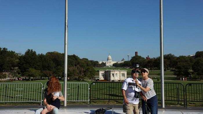 Shutdown Belum Berakhir, Pemerintah AS Lumpuh Hingga Hari Keempat