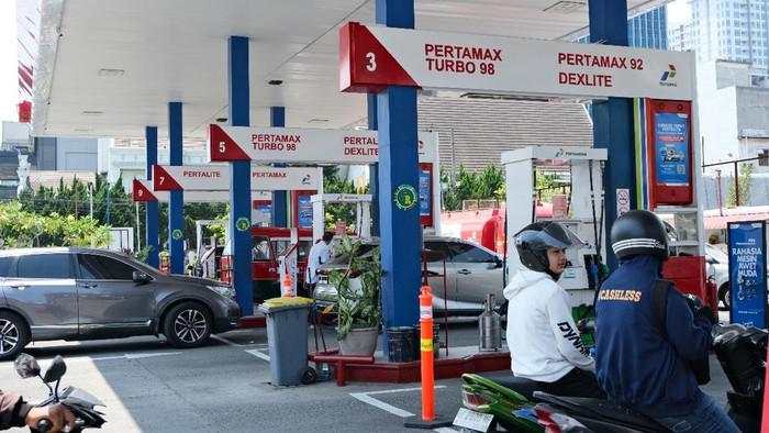 Penjualan Harian Pertalite Turun 5,10%, Negara Hemat Rp 12,6 Triliun