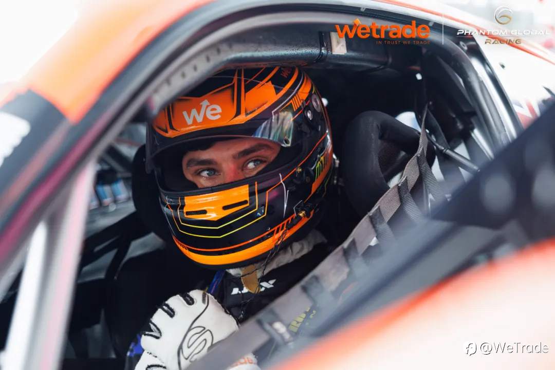 携手Josh Rowledge登上季军奖台，WeTrade 8号赛车闪耀新加坡赛道