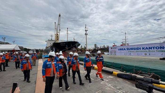 Pupuk Indonesia Kirim 4.650 Ton Pupuk Subsidi ke Sumbawa