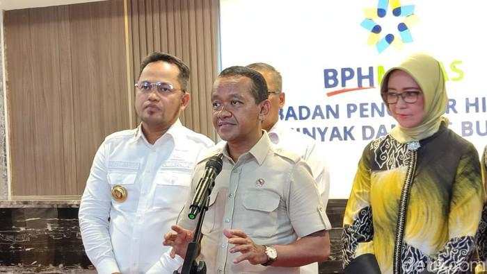 Bahlil Ungkap Truk Industri Dipasang Tangki Dobel Sedot BBM Subsidi