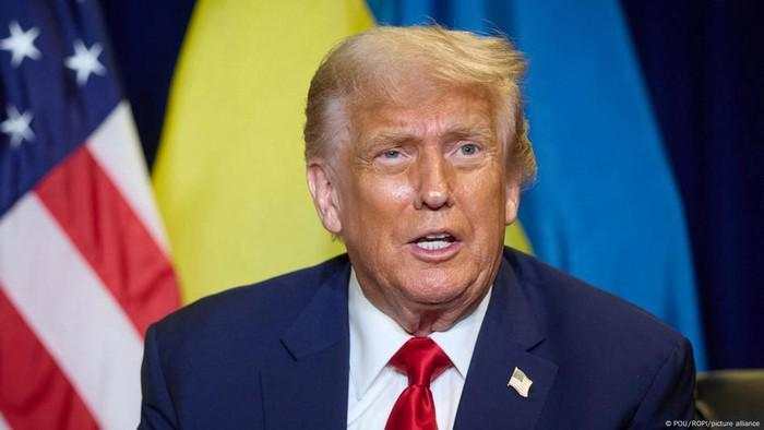 Trump Mau PHK PNS yang Tergabung di Partai Demokrat
