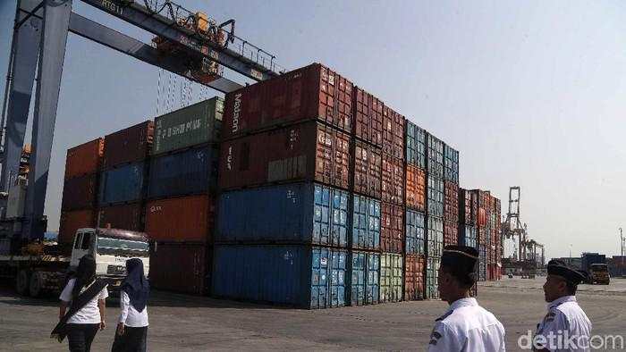 Neraca Dagang RI Surplus Terbesar dengan AS, tapi Masih Tekor dari China