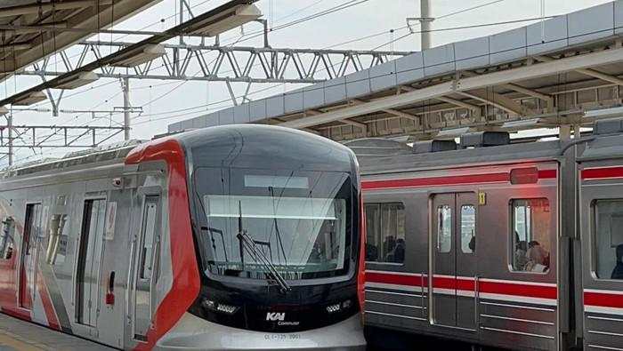 KRL Buatan China Sudah Wira-wiri di RI