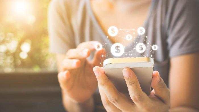 Bisa Jadi Mimpi Buruk, Ini Penyebab Transfer Uang Kadang Tertunda