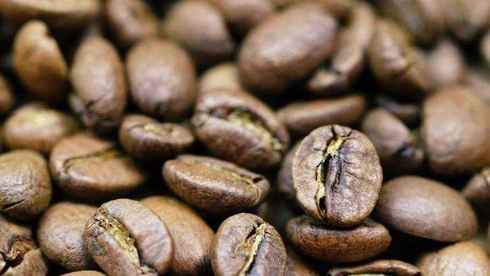 Tarif Trump Bikin Penjual Kopi Babak Belur
