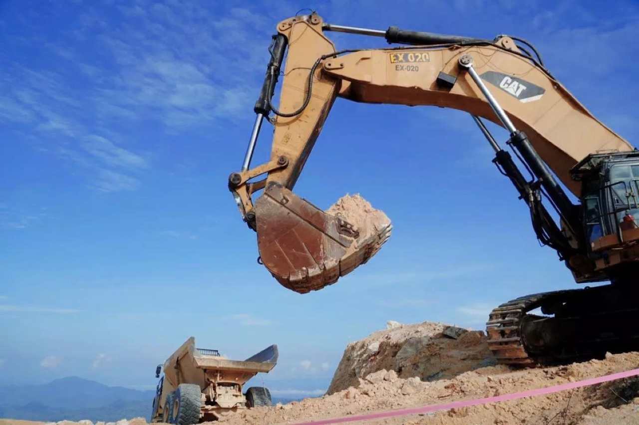 Merdeka Gold (EMAS) Mulai Penambangan Pertama di Proyek Pani