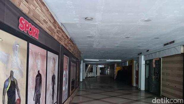 Melihat dari Dekat Wajah Grand Mall Bekasi yang Kini Tutup