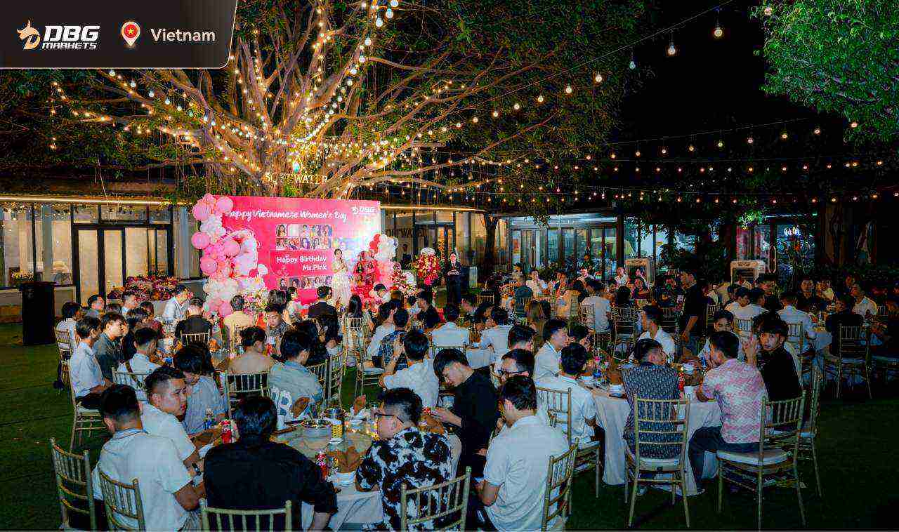 2025年10月20日 | 以感恩致敬女性,以温馨凝聚团队——DBG Markets 越南妇女节特别晚宴