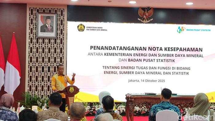 Bahlil Minta Publik Percaya Data BPS: Masa Mau Percaya Sosmed